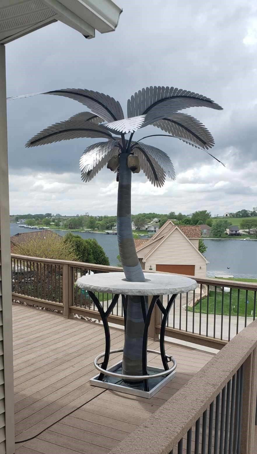 palm table